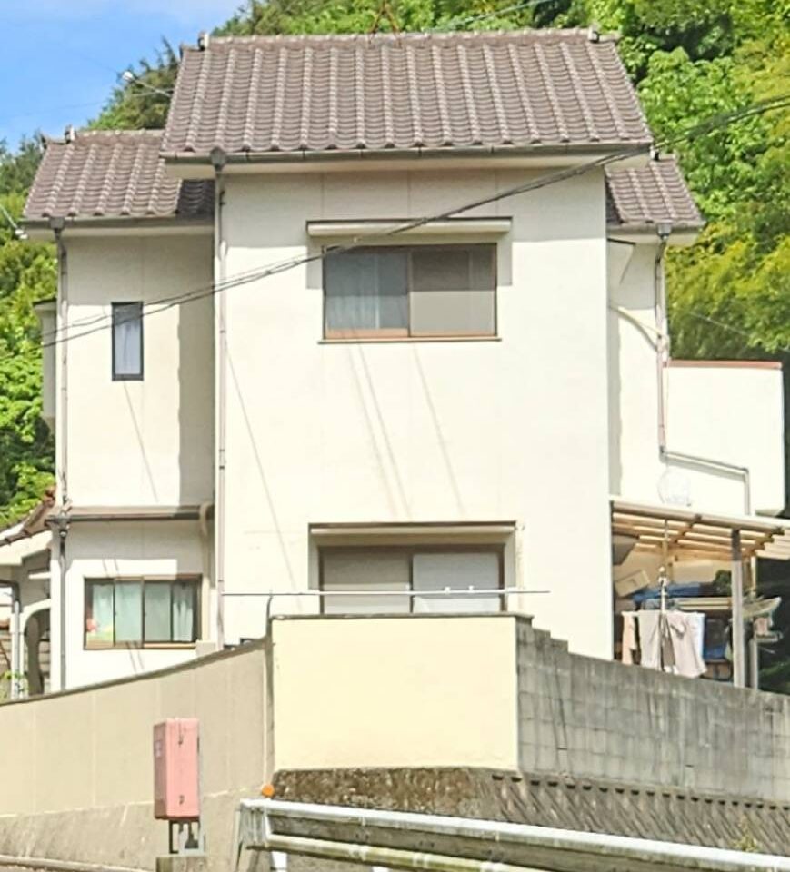 戸建ての施工例１（施工前）