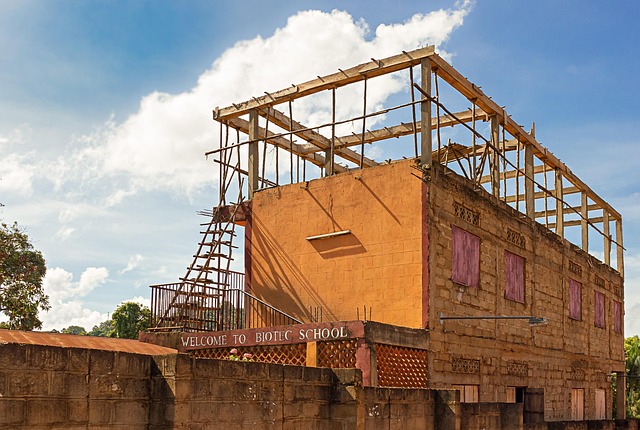 松山市で外壁塗装業者を選ぶなら必見！アフターサービスで後悔しない業者選びのポイント