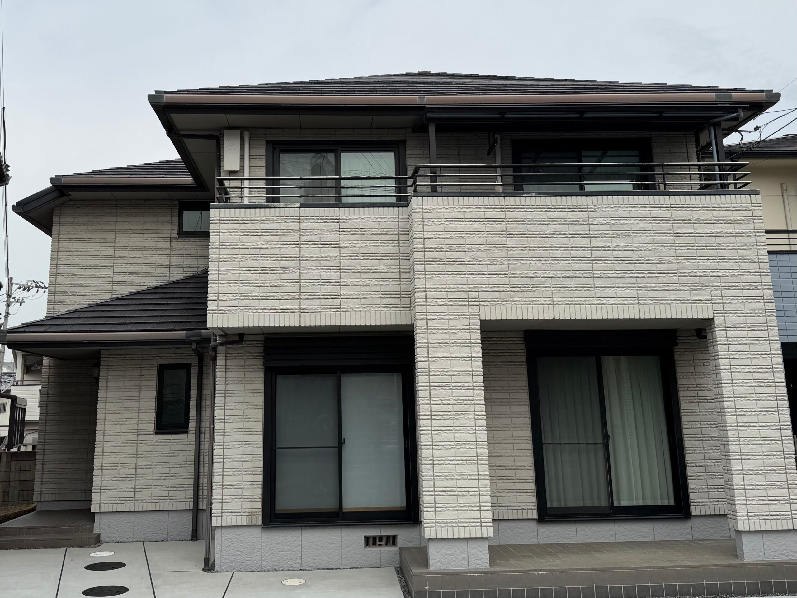 松山市 積水ハウス ダインコンクリート外壁塗装 施工前